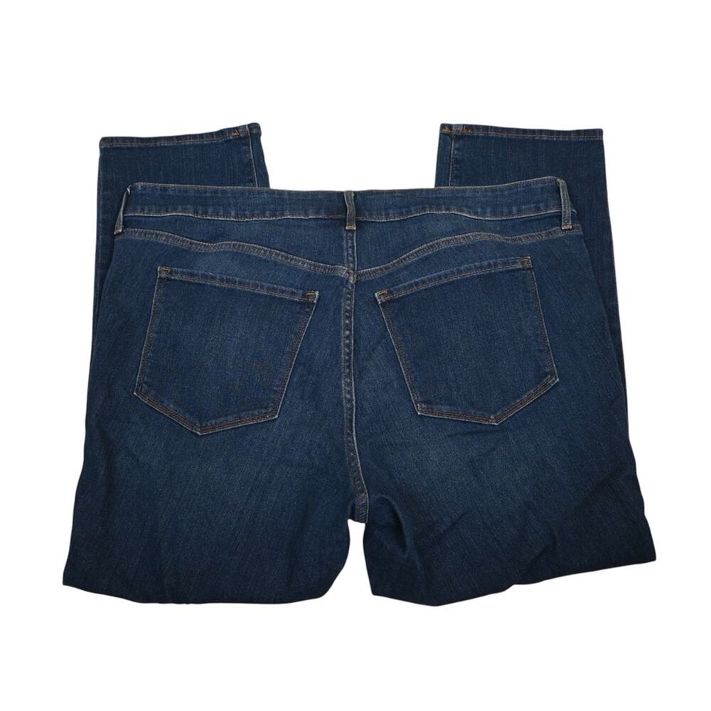 Old Navy Women's 20 Mid Rise Power Slim Straight Jean - Picture 5 of 10